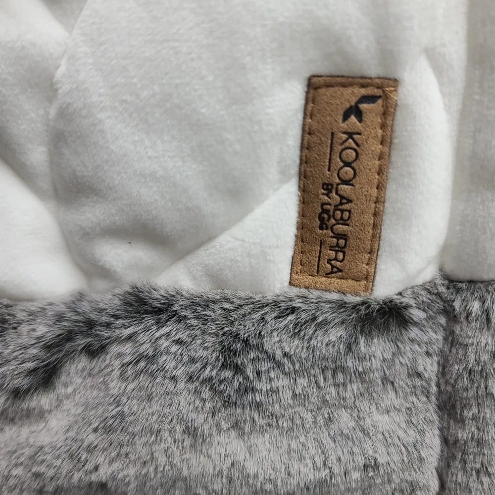 UGG Koolaburra Jasper White Quilted Table Runner Gray Faux Fur Farmhouse New